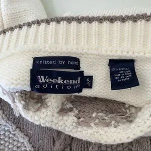 Vintage Knitted by hand Crewneck Sweater Vintage Knitted by hand Crewneck Sweater